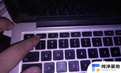 苹果键盘f1到f12不能用